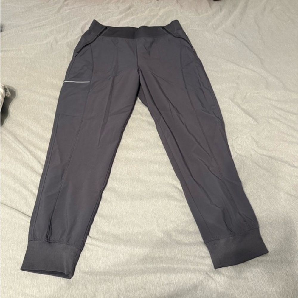 Women’s Gray Jogger Scrub Pants - Picture 1 of 5